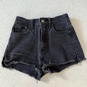 Abercrombie mom short high-rise 23